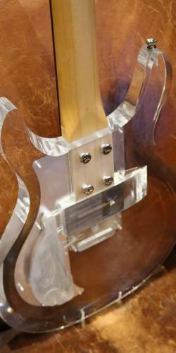 Ampeg ADA6 Dan Armstrong Lucite Guitar Reissue Clear de 2007