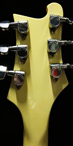 Rickenbacker 481 White de 1976