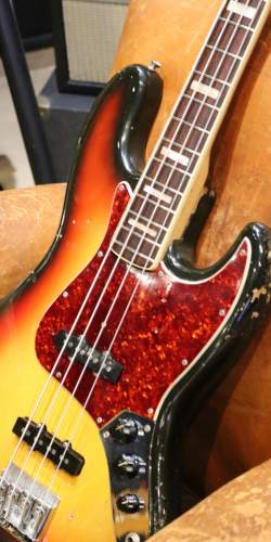 Fender Jazz Bass Sunburst de 1971