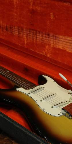 Fender Stratocaster Sunburst de 1966