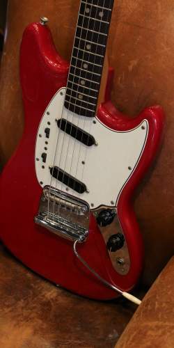 Fender Mustang Dakota Red de 1965