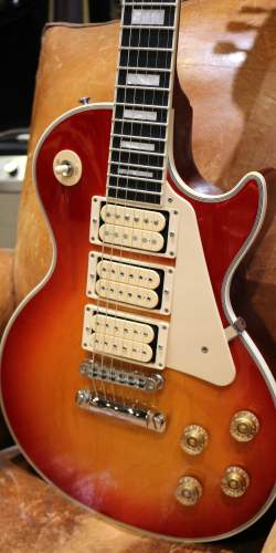 Gibson Les Paul Custom Ace Frehley Budokan Heritage Cherry Sunburst de 2012