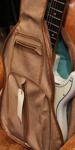 Fender Stratocaster Sonic Blue "L Serie" de 1963