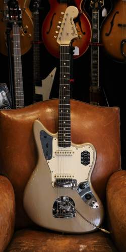 Fender Jaguar Série L Shoreline Gold de 1964