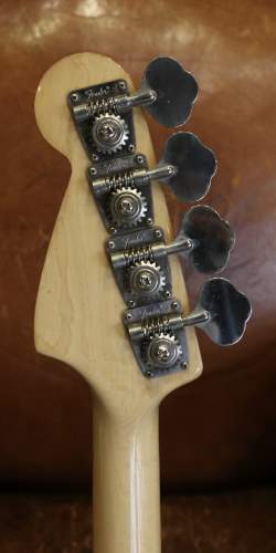 Fender Musicmaster Bass Olympic White de 1978