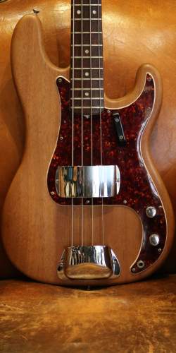 Fender Precision Corps Acajou de 1970