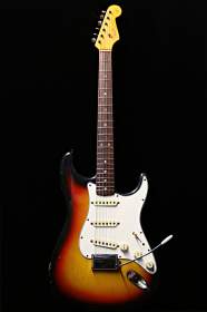 Fender Stratocaster Sunburst de 1965
