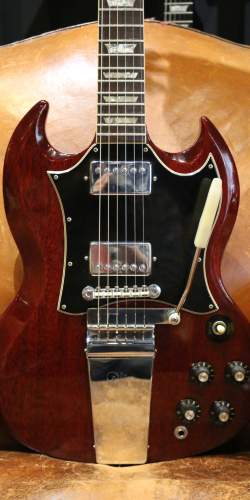 Gibson SG Standard "Large Guard" Maestro Vibrola Cherry Red de 1968