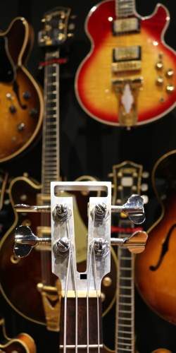 Travis Bean TB 2000 natural Koa de 1976-77