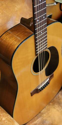 Martin D12-18 Naturelle de 1974