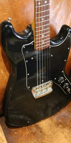 Fender Musicmaster Black de 1978