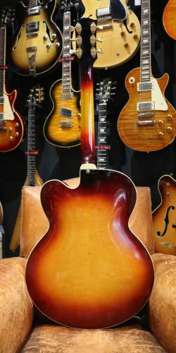 Gibson L-5 CES Sunburst de 1962