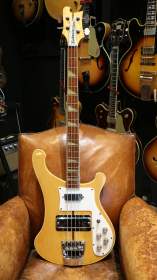 Rickenbacker 4001 Mapleglo de 1975