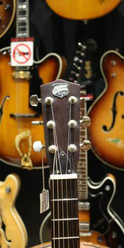 Dobro Recording King RM 998