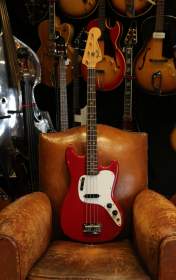 Fender Musicmaster Bass Dakota Red de 1974