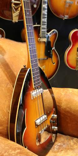 Vox VBW-2000 Teardrop Bass 50th anniversary Bill Wyman