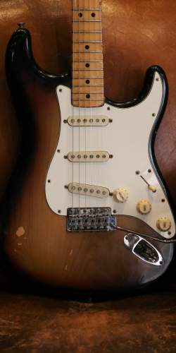 Fender Stratocaster Sunburst de 1974