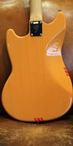 Fender Mustang Yellow Competition de 1972