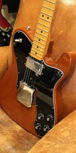 Fender Telecaster Custom 70's Mocha de 2020