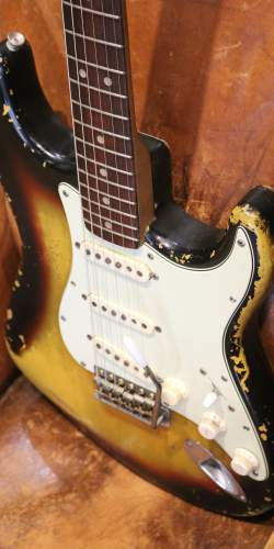 Fender Stratocaster Sunburst de 1964