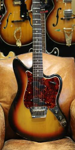 Fender Electric XII sunburst de 1966