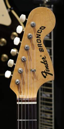 Fender Bronco Dakota Red de 1975