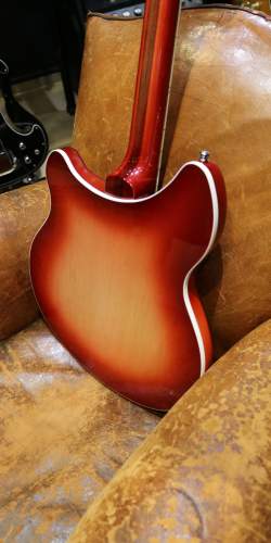 Rickenbacker 360 Fireglo de 2005