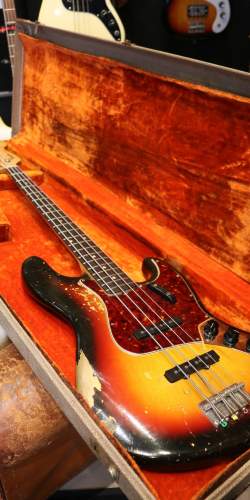 Fender Jazz Bass Sunburst de 1962