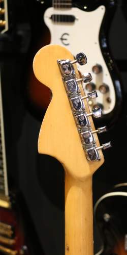 Fender Mustang Mocha / Walnut de 1976