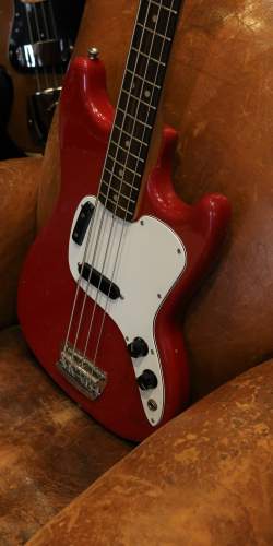 Fender Musicmaster Bass Dakota Red de 1974