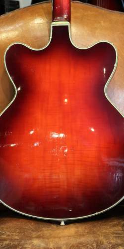 Hofner Very Thin Red de 1964
