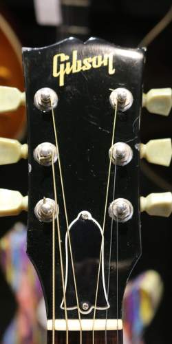 Gibson J-45 Natural de 1990