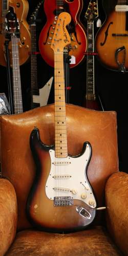 Fender Stratocaster Sunburst de 1974