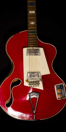 Collection de Wandre Guitares and Basses