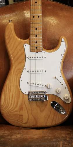 Fender Stratocaster Natural de 1973