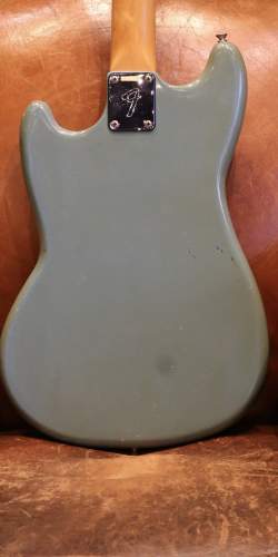 Fender Musicmaster Bass Daphne Blue de 1974