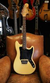 Fender Musicmaster Olympic White de 1978