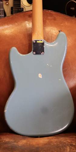Fender Mustang Daphne Blue Série L de 1965