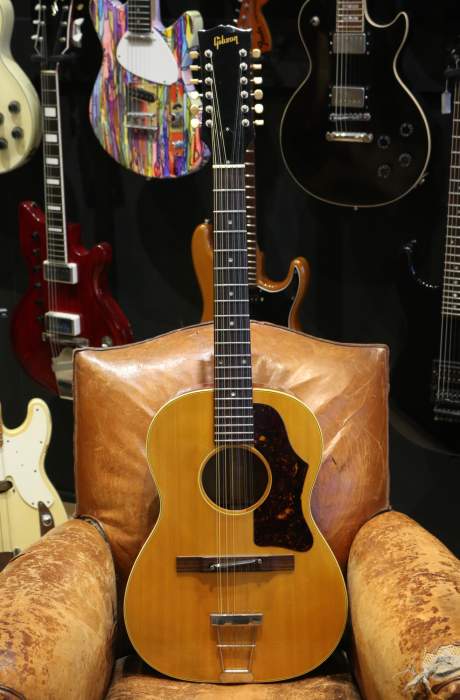 Gibson B25-12N Natural de 1974