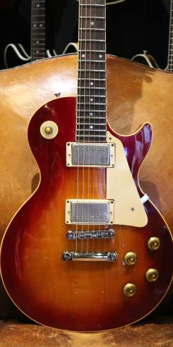 Gibson Les Paul Studio Standard Heritage Cherry Sunburst de 1983