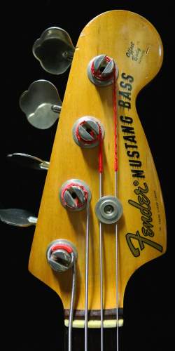 Fender Mustang Bass Red Competition de 1973