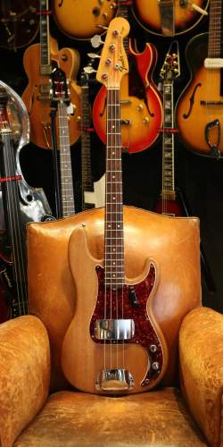 Fender Precision Corps Acajou de 1970