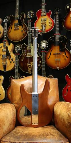 Travis Bean TB 2000 natural Koa de 1976-77