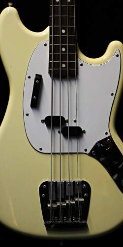 Fender Mustang Bass Olympic White de 1974