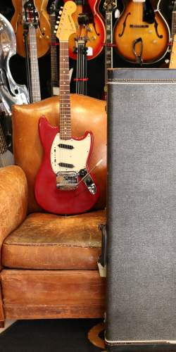 Fender Mustang Dakota Red de 1966