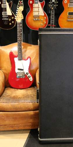 Fender Bronco Dakota Red de 1975
