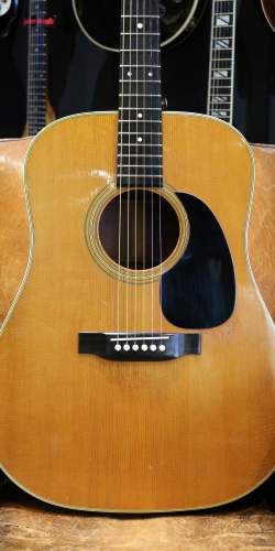 Martin D-28 Naturelle de 1971
