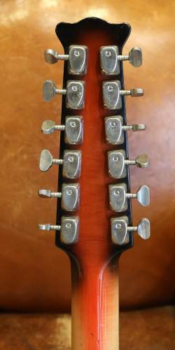 Burns Double Six de 1965