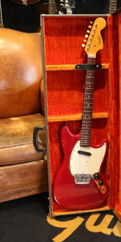Fender Musicmaster II Red de 1966