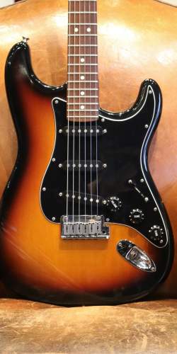 Fender Stratocaster Sunburst de 1997